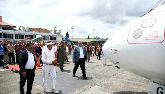 Dedi Mulyadi Resmikan Rute Penerbangan Bandung–Semarang di Bandara Husein Sastranegara