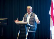 Farhan Tekankan Pentingnya Ruang Digital yang Aman bagi Remaja