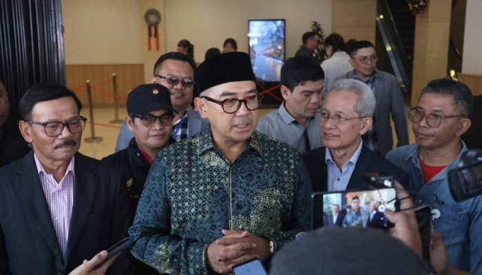 Farhan Perketat Libur Nataru di Bandung: Dilarang Parkir Liar hingga Teras Cihampelas Ditutup Total