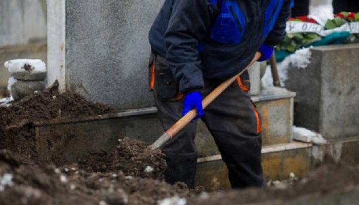 Empat Warga di Ciamis Nekat Gali Makam karena Wangsit