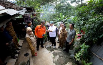 Dua Rumah di Ciumbuleuit Terancam Longsor, Pemkot Bandung Evakuasi Warga Zona Rawan