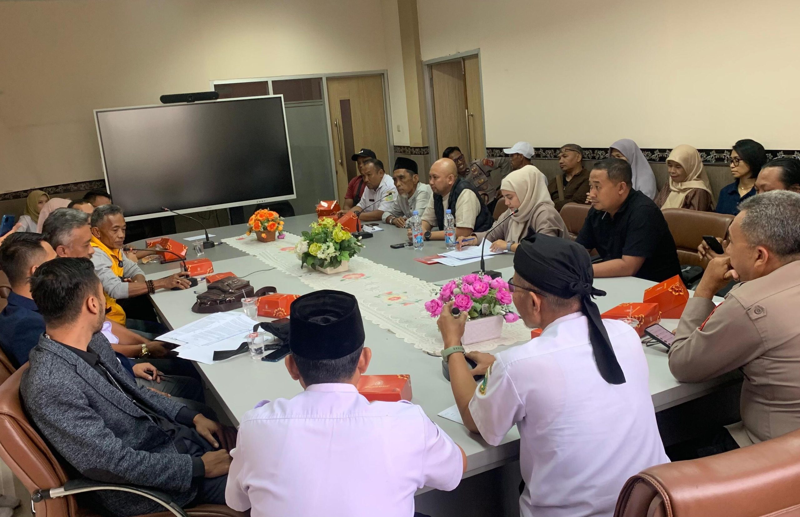 Warga Luragungtonggoh Kuningan Protes Tower Mitratel: 3 Kali Somasi Diabaikan, Perwakilan Ilegal?