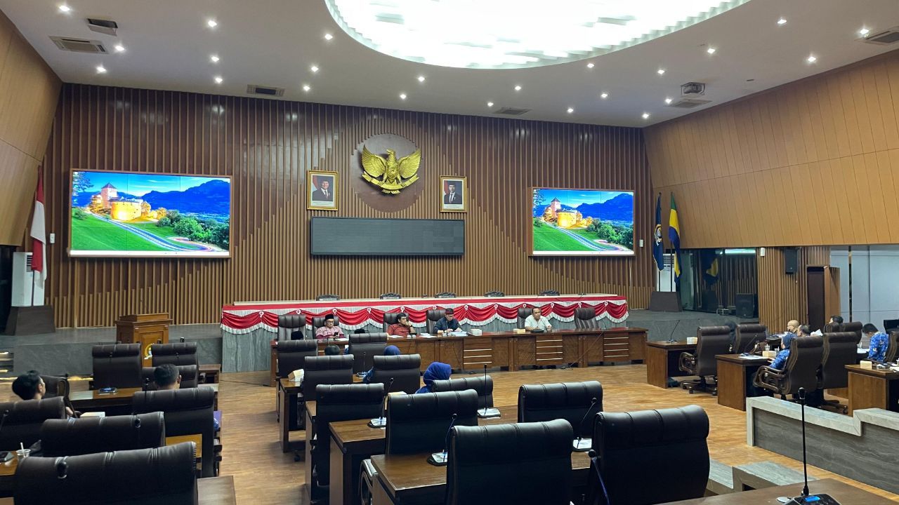 Kritik DPRD: Perencanaan Bandung Terjebak Politik Instan, Bom Waktu Sosial Ancam Generasi Mendatang