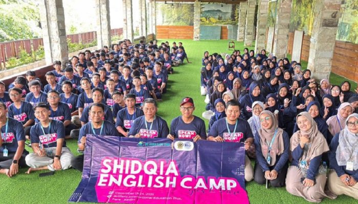 SMP Shidqia Islamic School Laksanakan Intensive English Camp 2025 di Kampung Inggris Pare
