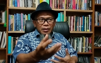 Mengapa Penetapan Tersangka Jual Beli Jabatan Bandung Berlarut? Ini Analisis Politik Semiotika Prof. Acep Iwan Saidi