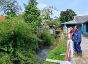 Warga Laporkan Kerusakan TPT Sungai Cisarua, Dinas PUTR Cianjur Turun Langsung ke Lokasi