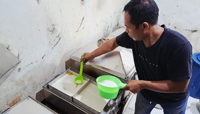 Tepung Beras Pengaruhi Omzet UMKM Kue Tradisional di Cimahi dan Bandung