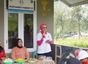 Mitigasi Banjir, Wanoja PDI Perjuangan Jabar Tanam Pohon di Situ Cisanti