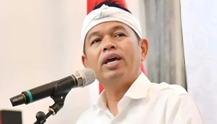 Pantau dari Sumatra, Dedi Mulyadi Pastikan Bantuan Banjir Kabupaten Bandung Aman