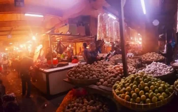 Pasar tradisional Kota Bandung dengan komoditas pangan dari berbagai daerah sentra produsen luar