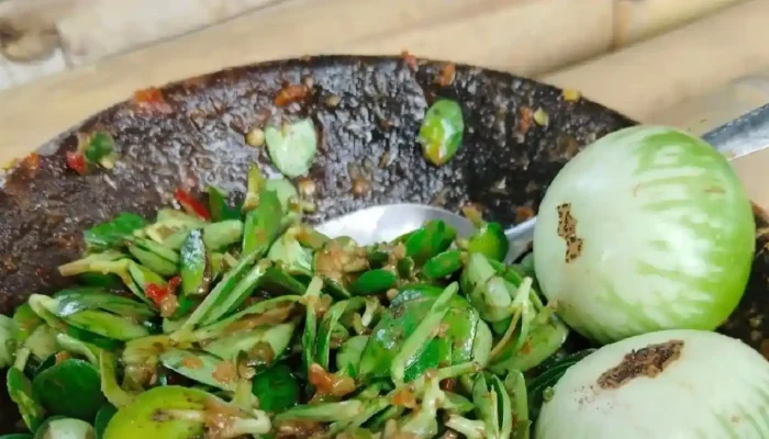 Pedas Nikmat Bikin Nagih! Cicipi Pencok Katel, Kuliner Unik Majalengka