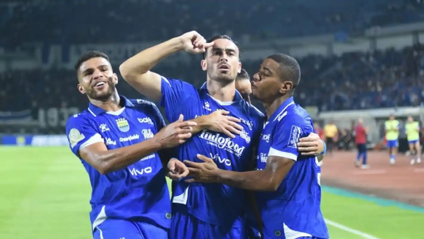 Selebrasi pemain Persib Bandung di Stadion GBLA.