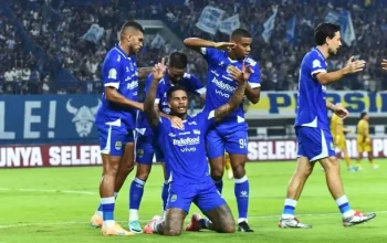 Selebrasi Ramon Tanque dalam laga Persib vs Bhayangkara FC Liga 1 2025.