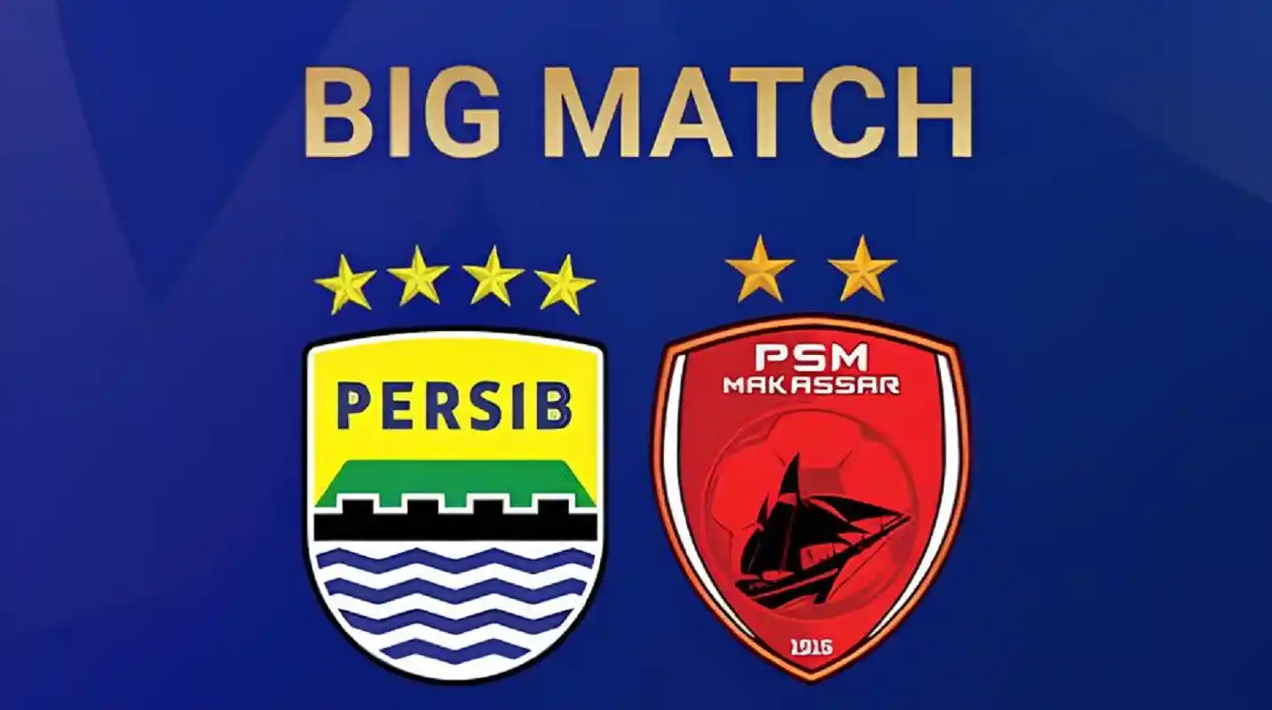 Pertandingan sepak bola Persib vs PSM Makassar di Stadion GBLA Bandung.