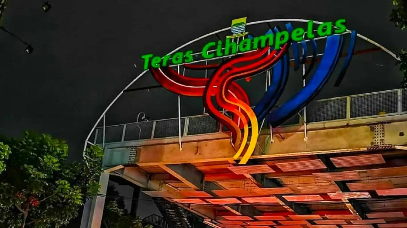 Teras Cihampelas Bandung gagal uji beban akan dibongkar 2026