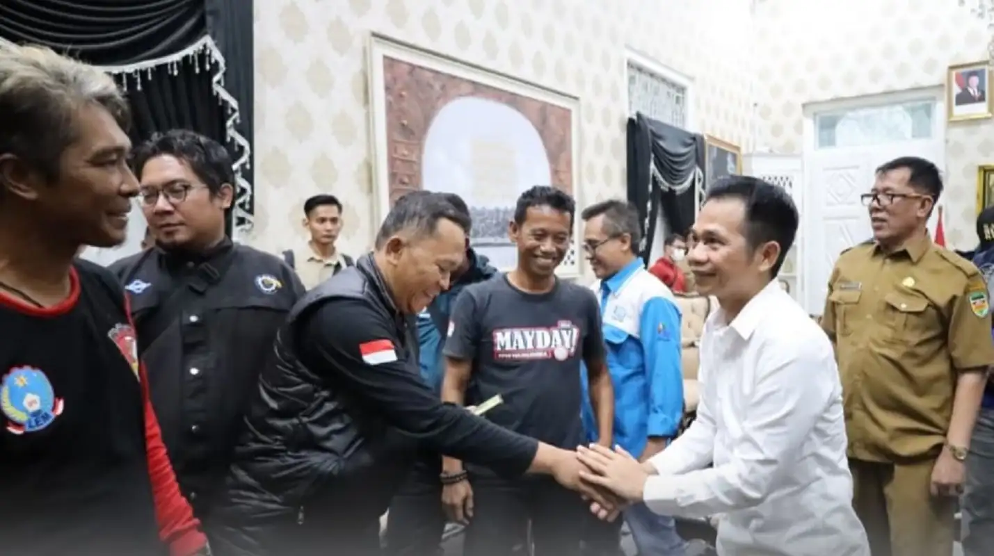 Bupati Saepul Bahri Binzein menetapkan usulan UMK Purwakarta 2026.