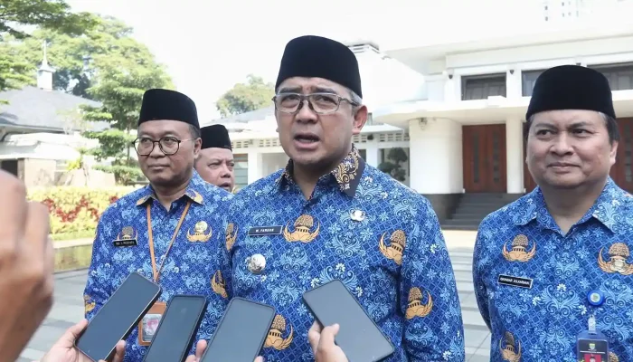 Sengketa Lahan Sukahaji Bandung Memanas, Farhan: Tahan Diri