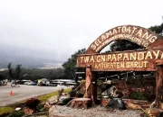 Ribuan Wisatawan Padati Gunung Papandayan Garut di Libur Nataru 2025