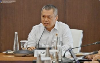 Menteri Perhubungan Dudy Purwagandhi