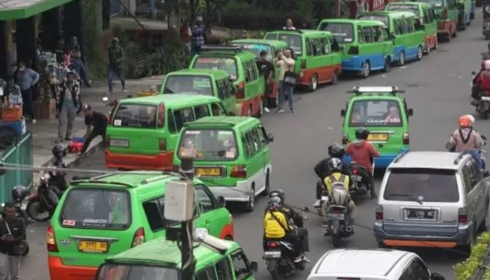 Batasi Usia Angkutan Umum, Dishub Kota Bogor Tindak Ratusan Unit Angkot Tua