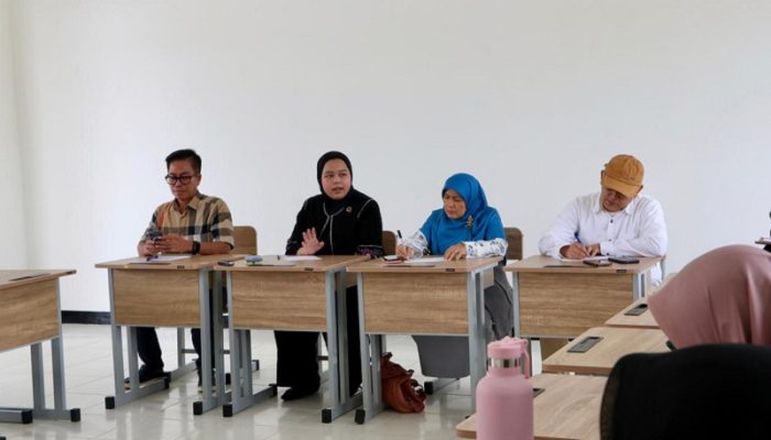 Bangunan Belum Digunakan, DPRD Jabar Soroti Tanah Amblas di USB SMAN 1 Kutawaringin