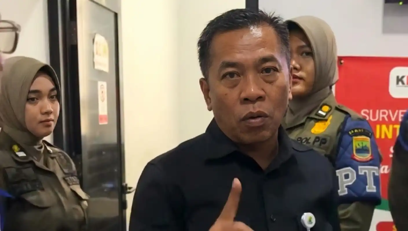 Bupati Aep sidak disiplin ASN Karawang hari pertama kerja 2026