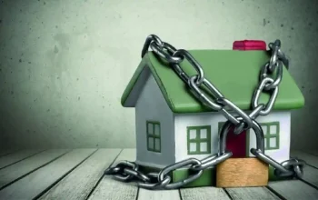 Aksi sita aset pajak oleh DJP Jabar I di Bandung.