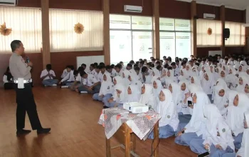 Sosialisasi safety riding Polres Purwakarta di MAN Purwakarta