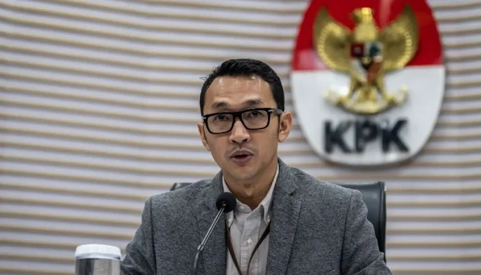 Skandal Ijon Proyek, KPK Cecar Kajari Bekasi Soal Dugaan Suap Bupati Ade Kuswara
