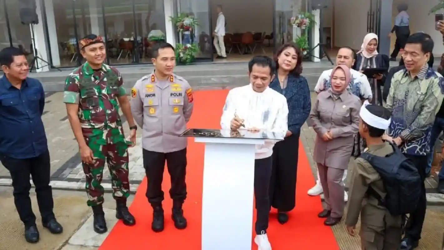 Masjid Tajug Istimewa Nusantara di kawasan hunian murah HWB Purwakarta