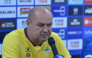 Laga Persib Bandung vs PSBS Biak Super League 2025/26 Stadion GBLA