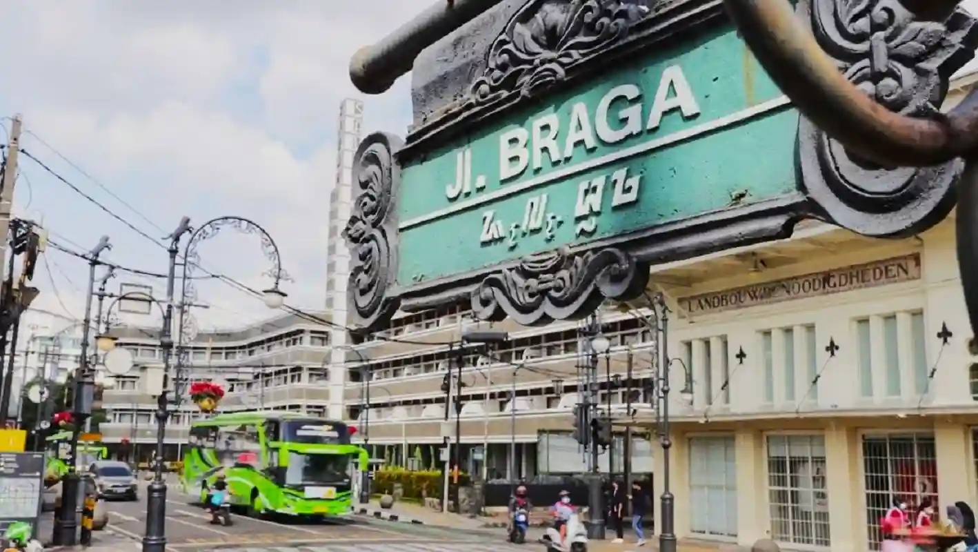 Suasana wisatawan di Bandung saat libur Nataru
