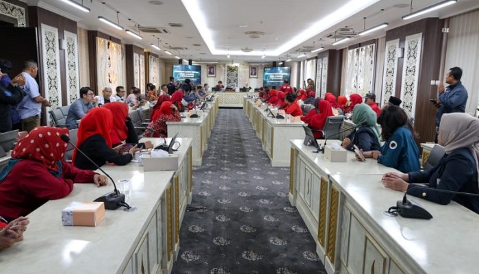 Guru ASN dan Pensiunan Keluhkan Kredit Bank BJB, DPRD Jabar Dorong Restrukturisasi dan Penurunan Bunga