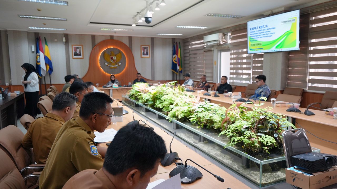 Bukan Larang Usaha, DPRD Bandung Atur Dampaknya Lewat Raperda Tibum