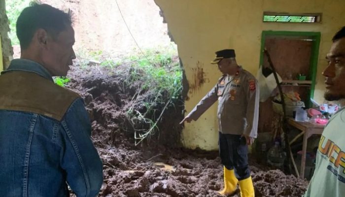 Dua Anak Meninggal Dunia Akibat Longsor di Pangalengan Bandung