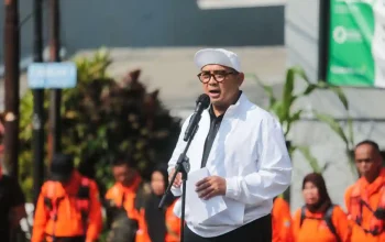 Muhammad Farhan bahas anggaran infrastruktur jalan Kota Bandung Rp300 Miliar.
