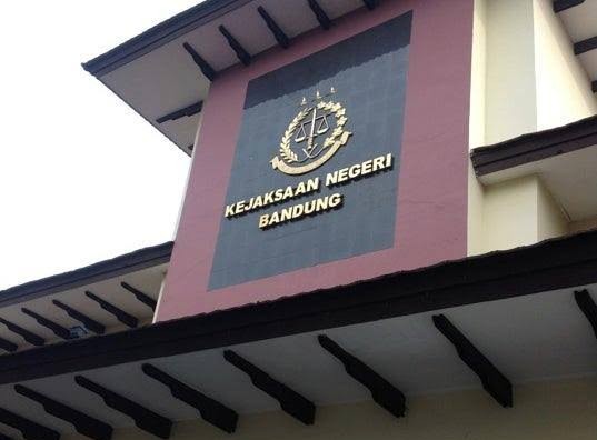 Sudah 2 Bulan Berstatus Tersangka, Proses Kasus Korupsi Pejabat Bandung Dipertanyakan?