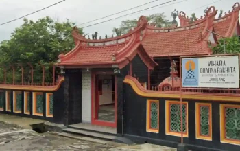 Arsitektur peninggalan Sejarah Kelenteng Jamblang Cirebon dari abad ke-18.