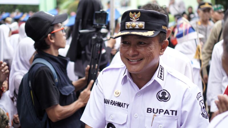 Bupati Kuningan, Dian Rachmat Yanuar