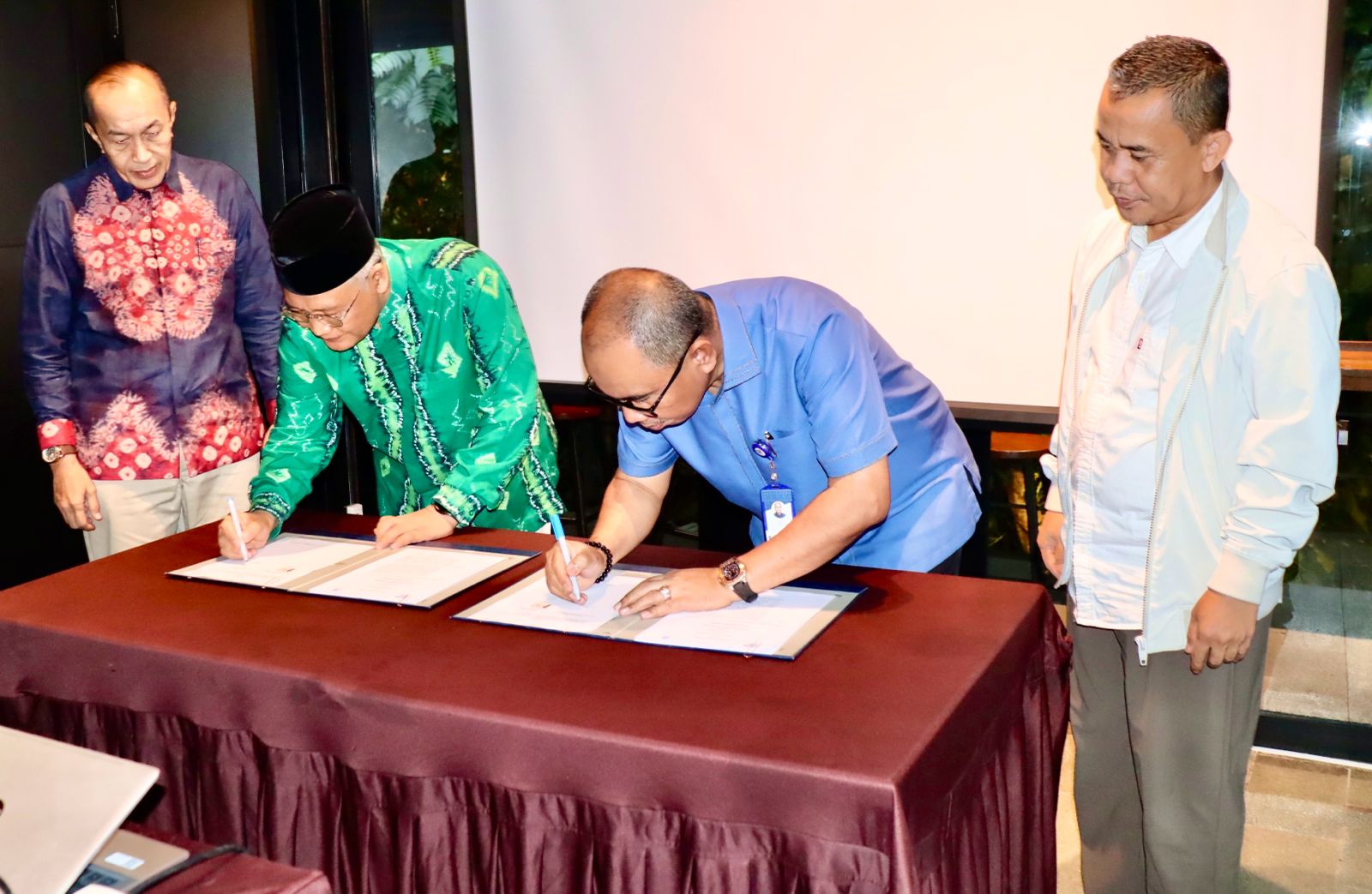 Kantor Pos Jadi Lokasi Ujian Online Mahasiswa Universitas Terbuka di Seluruh Indonesia