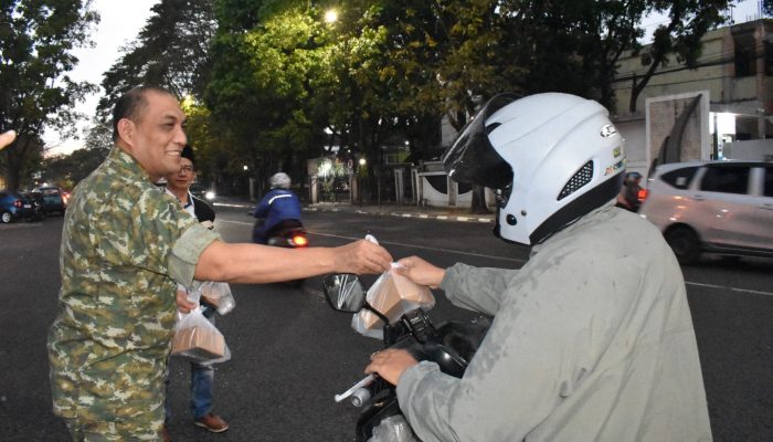 8 Tahun Konsisten Berbagi, Aksi Sosial PWI Kota Bandung di Ramadan Dapat Apresiasi Dandim 0618