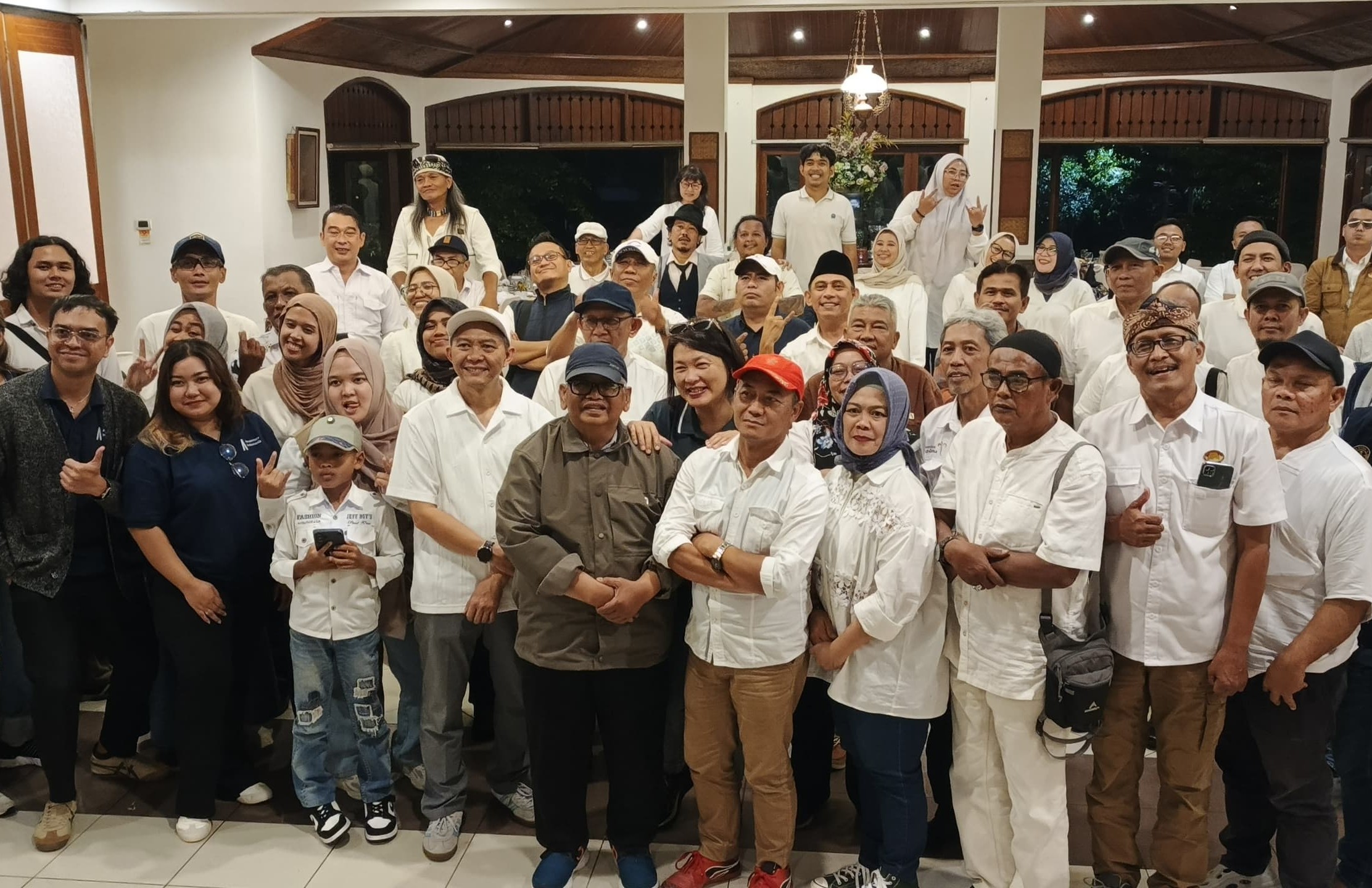 HPI Gelar Silaturahmi Lintas Generasi Pemandu Wisata Bandung Raya, Senior - Junior Berkumpul