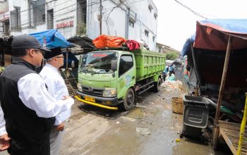 TPA Sarimukti Kembali Dibuka, Bandung Kini Berpacu Menguras 'Tabungan' Sampah yang Menumpuk