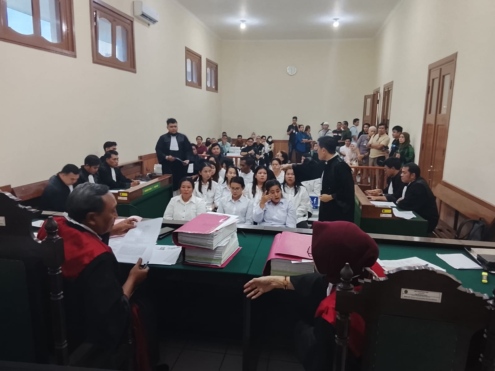 PN Bandung Tunda Sidang Dakwaan 18 Perempuan Sindikat Penjualan Bayi Internasional