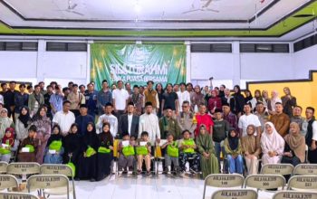 Foto bersama saat buka puasa bersama alumni dan kader HMI se Kabupaten Subang