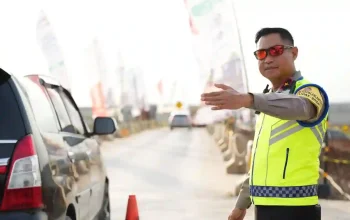 Arus balik Lebaran 2026 di tol fungsional Japek II Selatan.