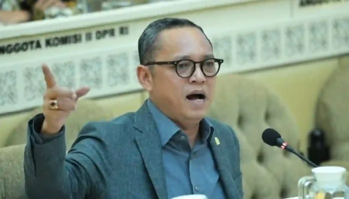 Stop Modus Libur! Deddy Sitorus Usul WFH ASN Bukan Hari Senin dan Jumat