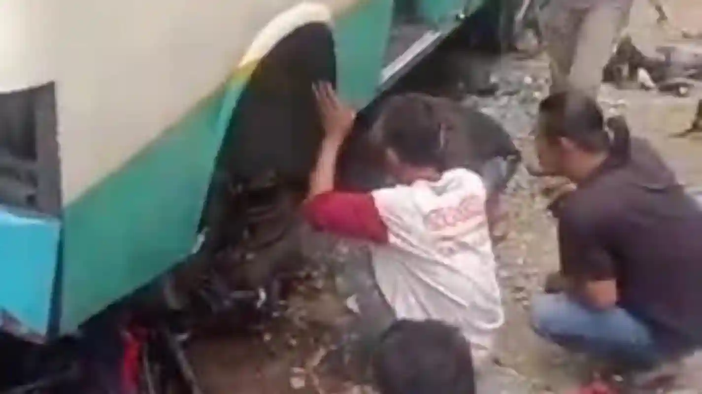 kecelakaan maut di purwakarta bus dola doli lindas pelajar di bojong