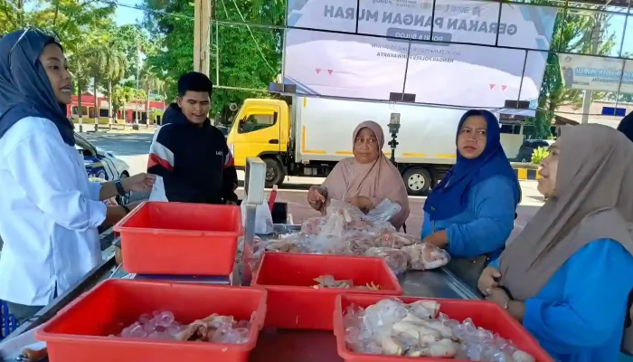 Jelang Lebaran 2026, Polres Purwakarta Gelar Pangan Murah untuk Warga