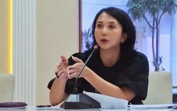 Kemlu RI imbau tunda perjalanan ke Timur Tengah akibat konflik Iran-Israel.